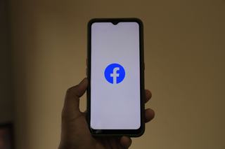 Réseaux sociaux pour entreprise : stratégie et gestion